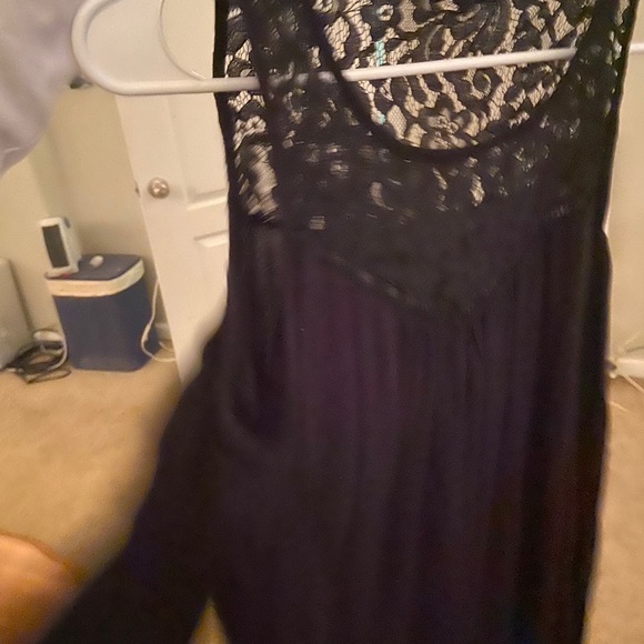 top - Picture 2 of 3